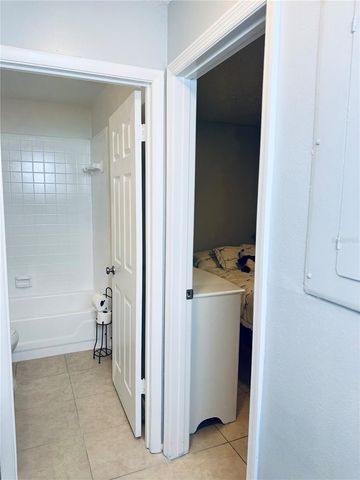 1415 EASTON STREET, Orlando, FL 32825