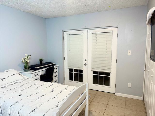 1415 EASTON STREET, Orlando, FL 32825