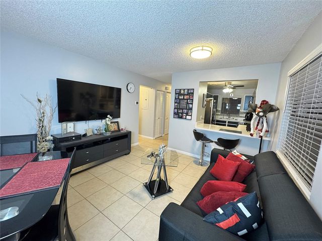 1415 EASTON STREET, Orlando, FL 32825