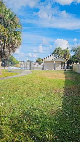 1415 EASTON STREET, Orlando, FL 32825