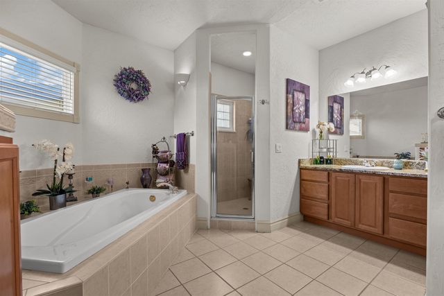 559 Casa Rio Court, Grand Junction, CO 81507