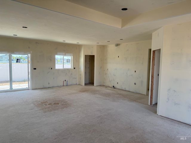 1321 18th Ave E, Jerome, ID 83338
