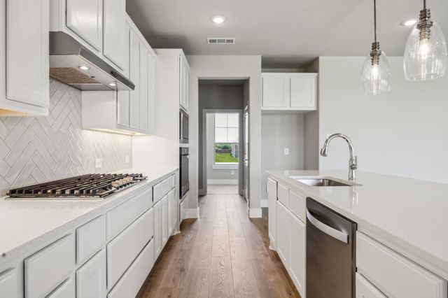 4561 Cowboss Road, Waxahachie, TX 75165