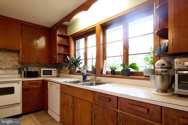 744 RUNVILLE RD, Bellefonte, PA 16823