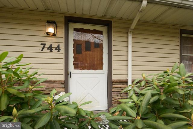 744 RUNVILLE RD, Bellefonte, PA 16823