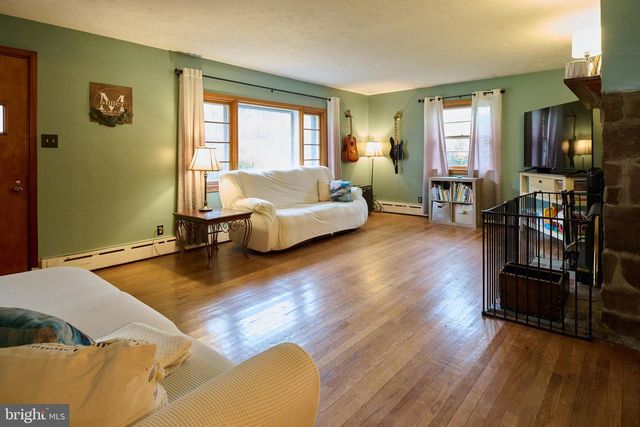 744 RUNVILLE RD, Bellefonte, PA 16823