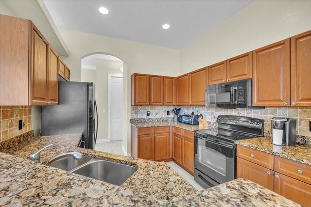 1410 YAKUTAT ROAD, North Port, FL 34287