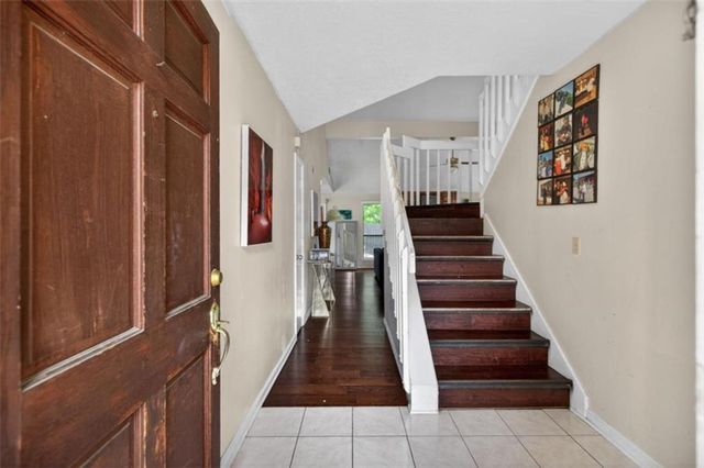 7042 Ivy Pointe Row, Austell, GA 30168