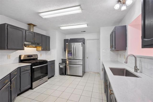 7042 Ivy Pointe Row, Austell, GA 30168