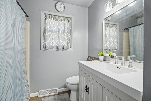 166 MARTIN PLACE, Fond Du Lac, WI 54935