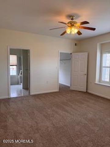 7 Chaminox Court, Manchester, NJ 08759