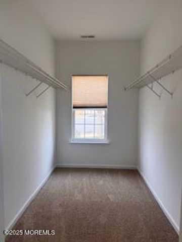 7 Chaminox Court, Manchester, NJ 08759