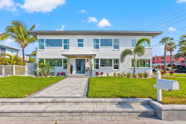 650 70TH AVENUE, St Pete Beach, FL 33706