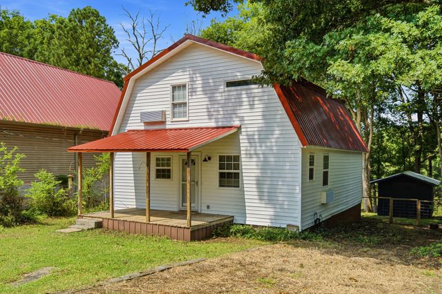 100 Breeze Inn Rd, Castalian Springs, TN 37031