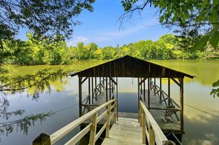 100 Breeze Inn Rd, Castalian Springs, TN 37031