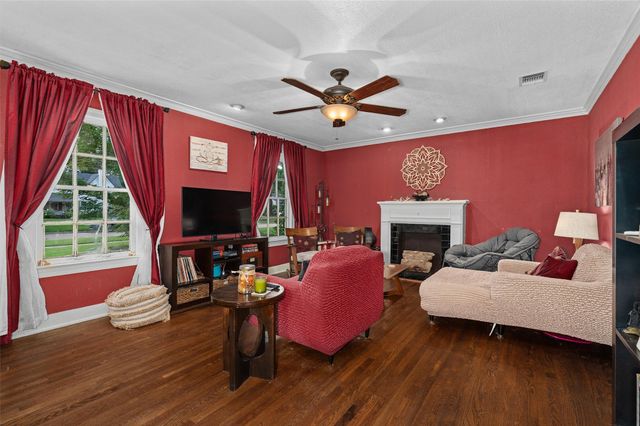 281 Carrollton, Shreveport, LA 71105