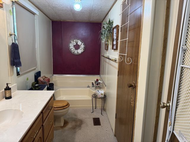 93 Grace Lane, Pottsboro, TX 75076