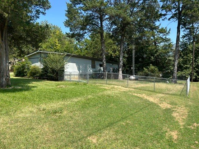 93 Grace Lane, Pottsboro, TX 75076