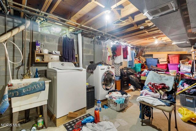 2624 Coveview Drive, Toledo, OH 43611