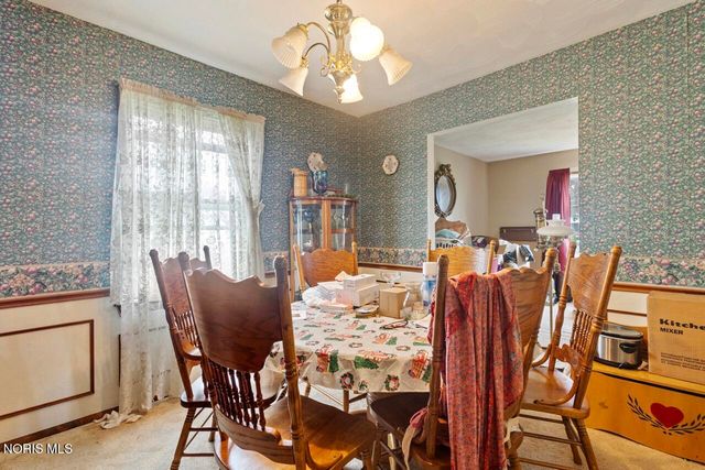 2624 Coveview Drive, Toledo, OH 43611