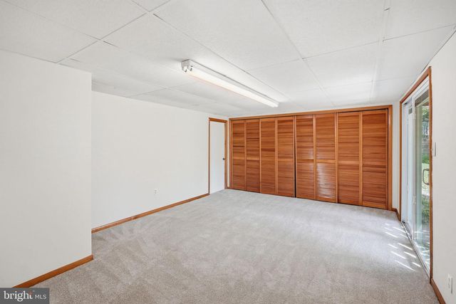 7 PITT CT, Rockville, MD 20850