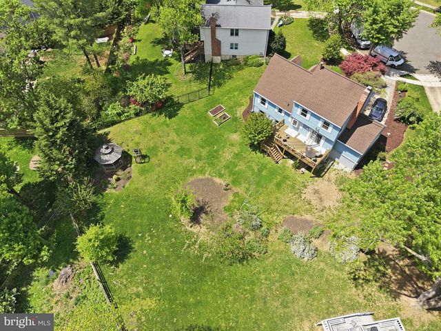 7 PITT CT, Rockville, MD 20850