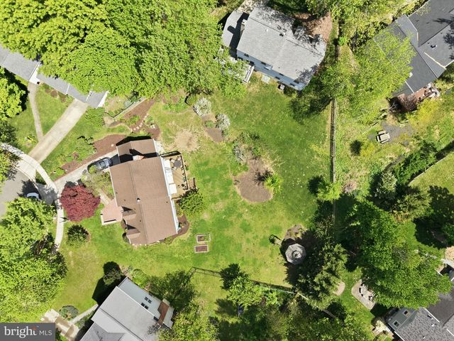 7 PITT CT, Rockville, MD 20850