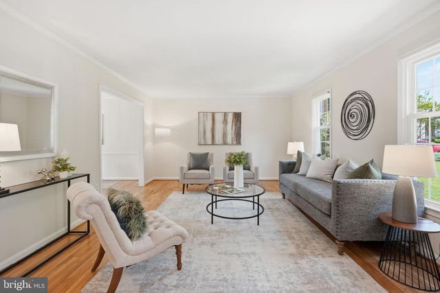 7 PITT CT, Rockville, MD 20850