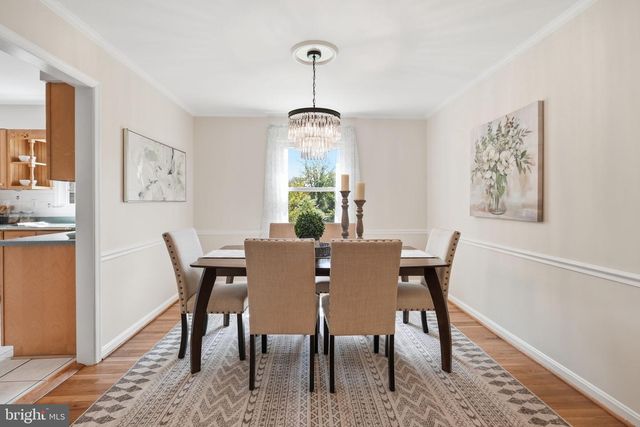 7 PITT CT, Rockville, MD 20850
