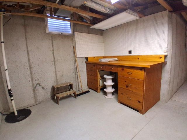 350 Hartford SQUARE, Hartford, WI 53027