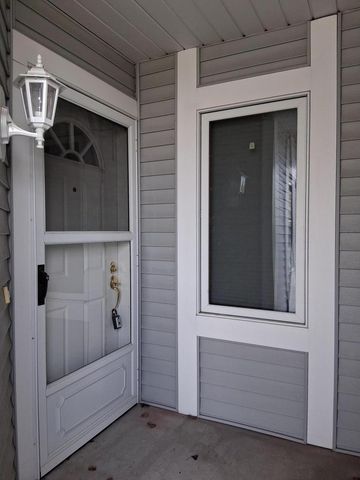 350 Hartford SQUARE, Hartford, WI 53027