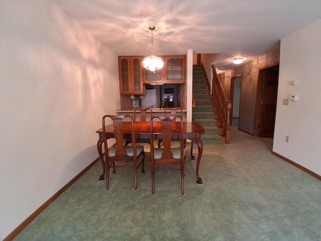 350 Hartford SQUARE, Hartford, WI 53027