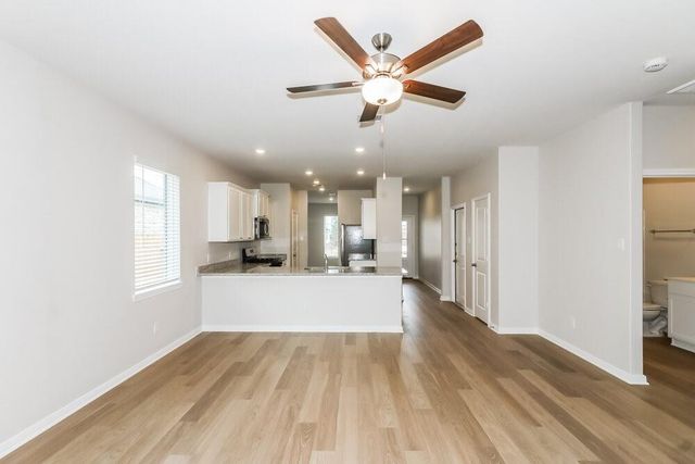 413 San Miguel Creek Drive, Katy, TX 77493