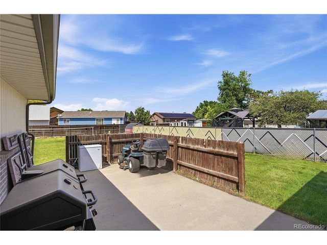 508 Olive Ln, Platteville, CO 80651