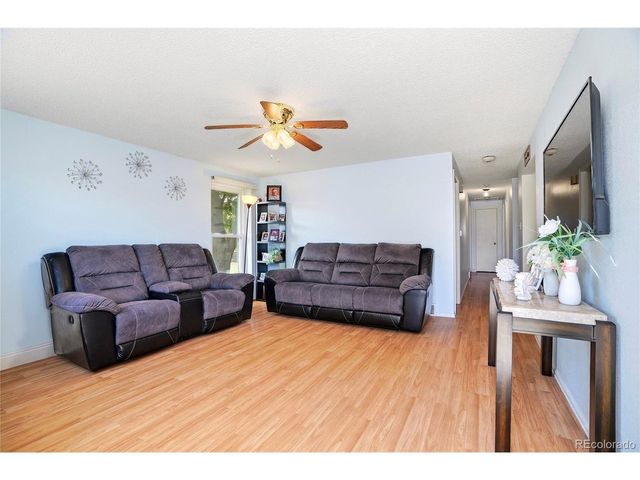 508 Olive Ln, Platteville, CO 80651