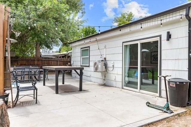 1304 S Columbus Street, Boise, ID 83705