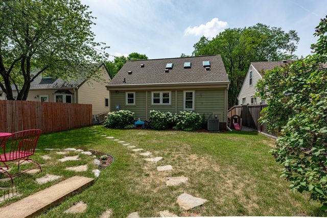 2629 Idaho Avenue S, Saint Louis Park, MN 55426