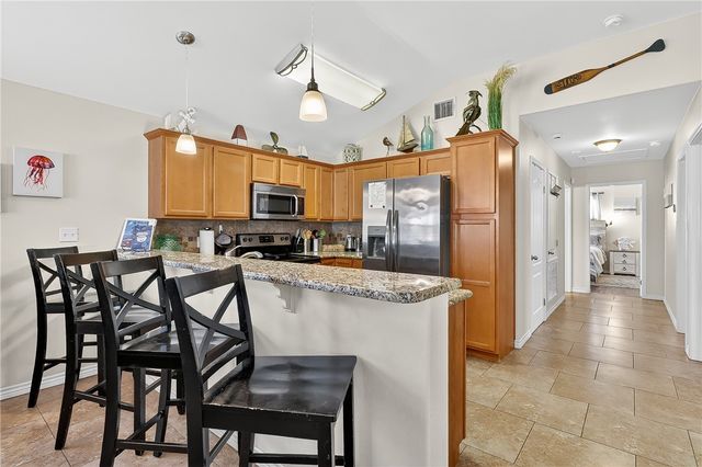 304 Avenue J, Port Aransas, TX 78373