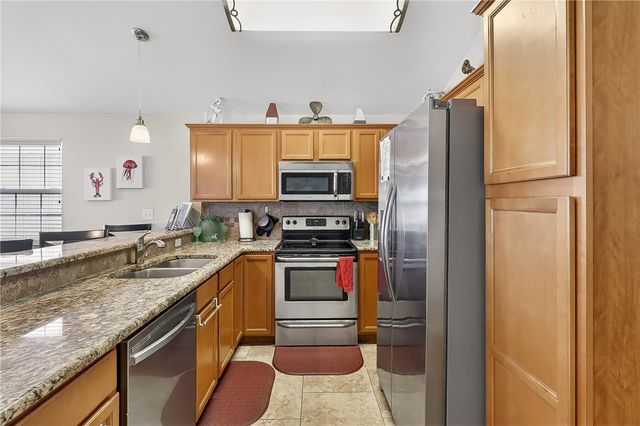 304 Avenue J, Port Aransas, TX 78373