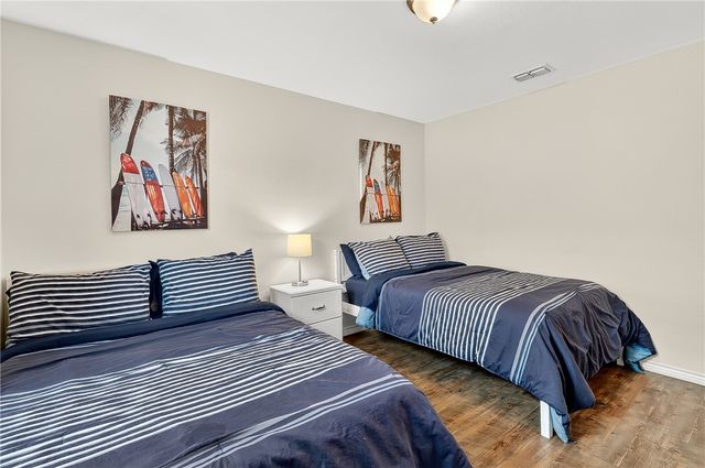 304 Avenue J, Port Aransas, TX 78373