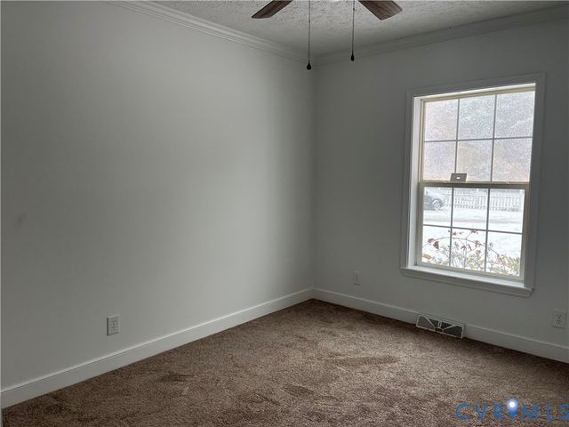 275 Reams Rd, South Prince George, VA 23805