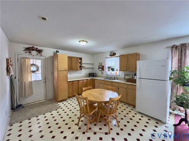 275 Reams Rd, South Prince George, VA 23805