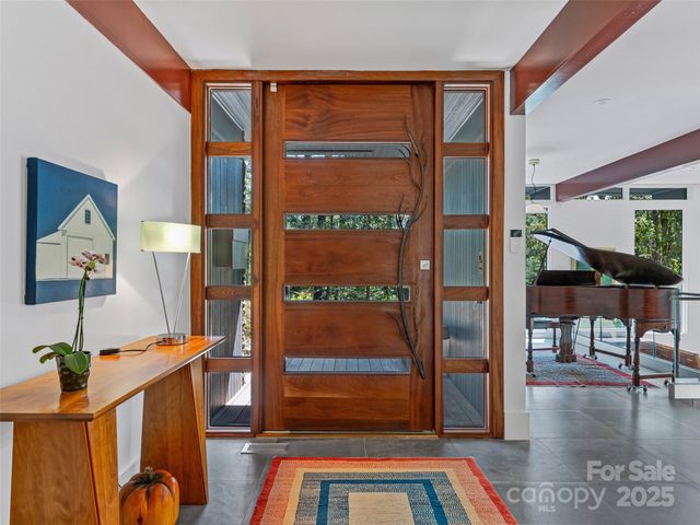 5 Brookside Road, Asheville, NC 28803