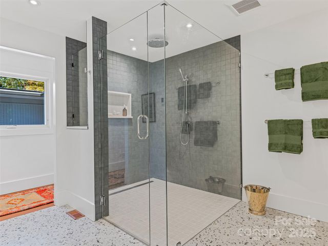 5 Brookside Road, Asheville, NC 28803