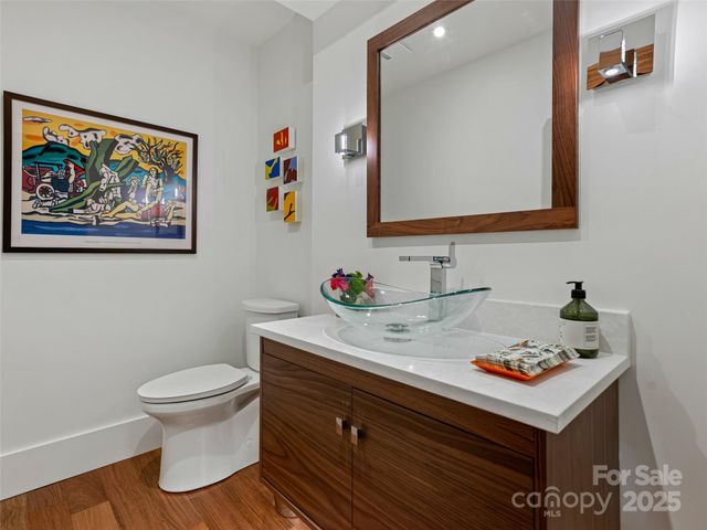 5 Brookside Road, Asheville, NC 28803