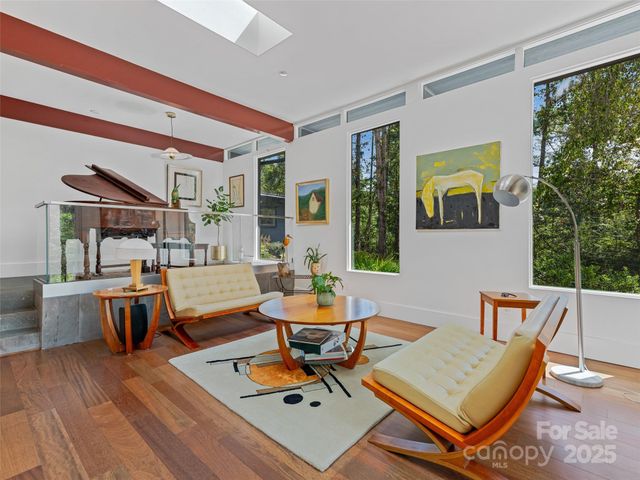 5 Brookside Road, Asheville, NC 28803