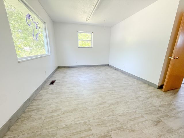 708 Cooper Estates Drive, Mountain Home, AR 72653