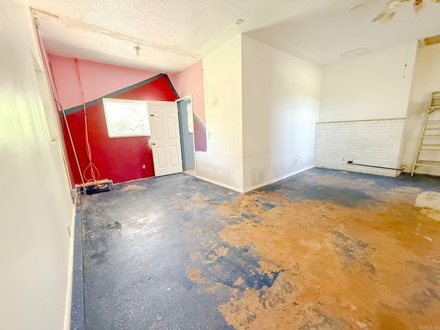 708 Cooper Estates Drive, Mountain Home, AR 72653