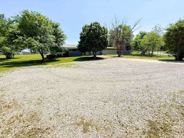 708 Cooper Estates Drive, Mountain Home, AR 72653