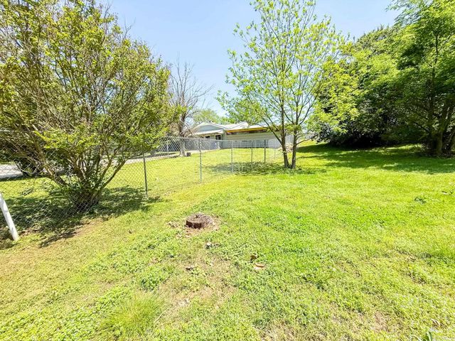 708 Cooper Estates Drive, Mountain Home, AR 72653